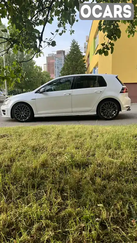 Хэтчбек Volkswagen Golf R 2016 2 л. Ручная / Механика обл. Киевская, Киев - Фото 1/21