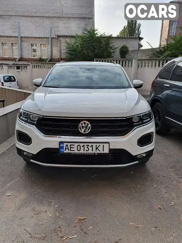 Внедорожник / Кроссовер Volkswagen T-Roc 2019 1.5 л. Автомат обл. Днепропетровская, Днепр (Днепропетровск) - Фото 1/18