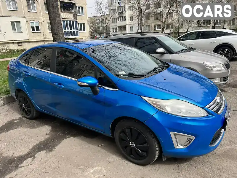 Седан Ford Fiesta 2011 1.6 л. Ручна / Механіка обл. Івано-Франківська, Івано-Франківськ - Фото 1/10