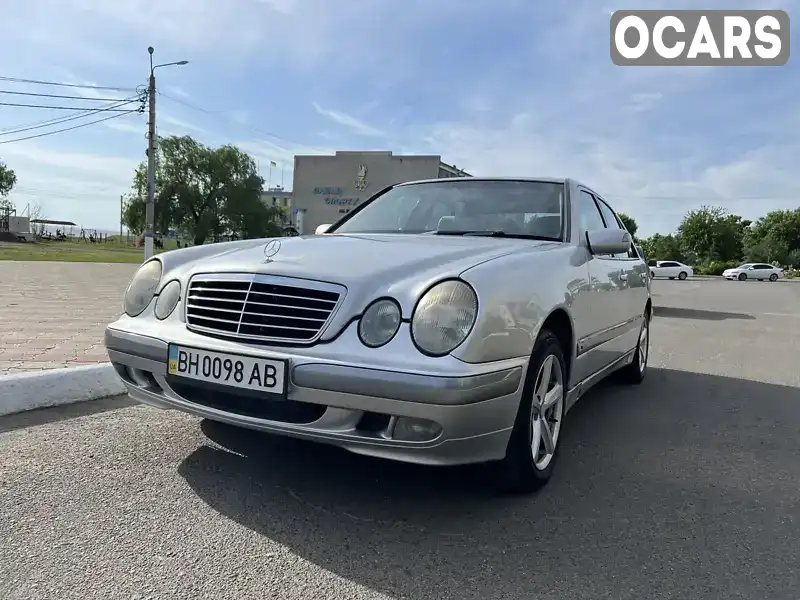 Седан Mercedes-Benz E-Class 1999 2 л. Ручная / Механика обл. Одесская, Овидиополь - Фото 1/11