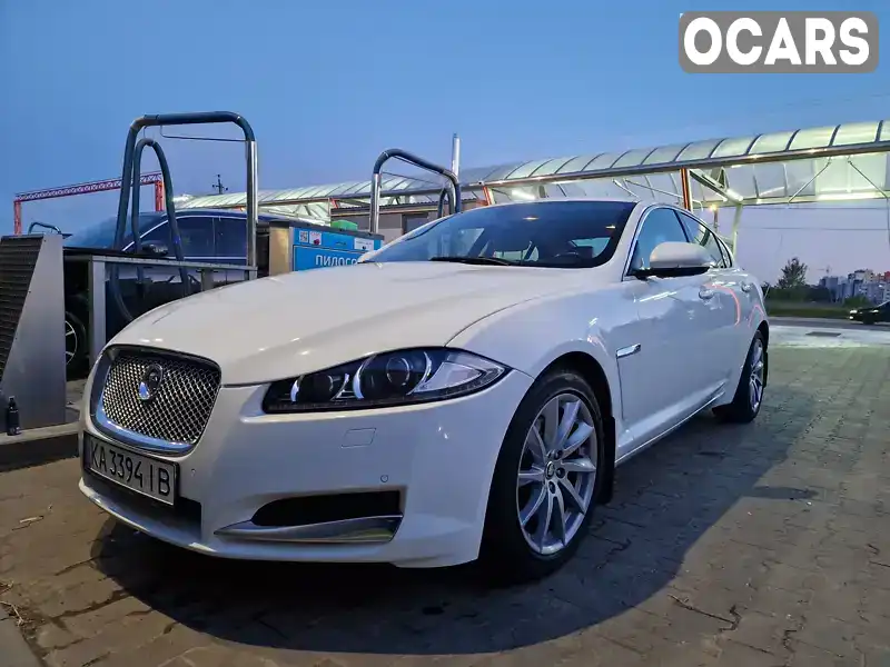 Седан Jaguar XF 2013 2 л. Автомат обл. Киевская, Буча - Фото 1/9