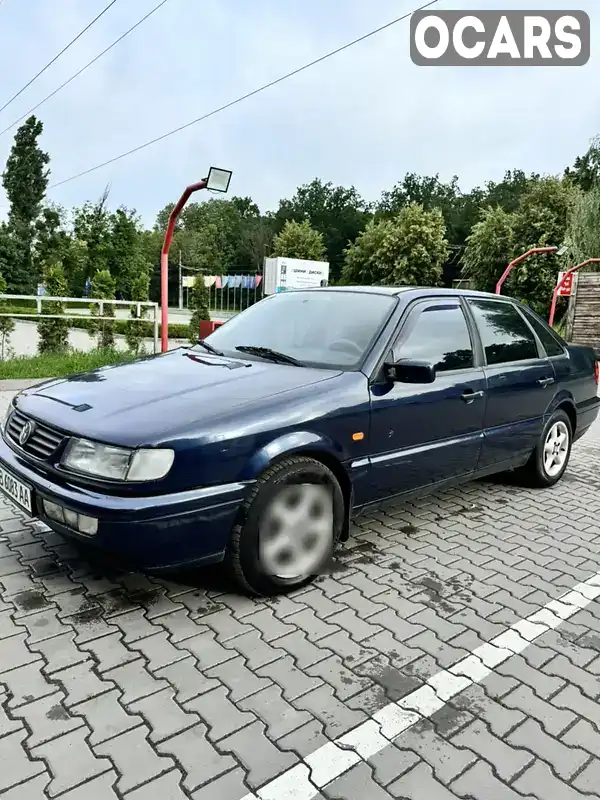 Седан Volkswagen Passat 1995 2 л. Ручная / Механика обл. Винницкая, Винница - Фото 1/17