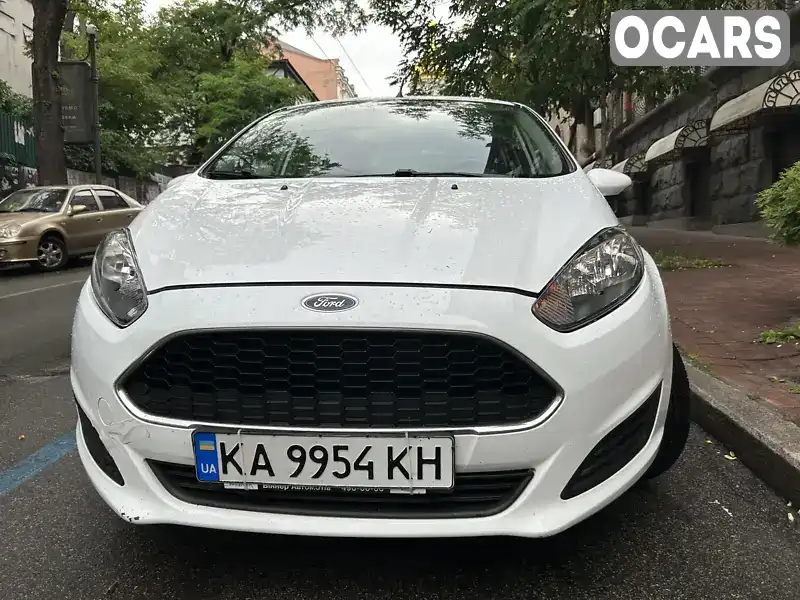 Хэтчбек Ford Fiesta 2016 1.24 л. Ручная / Механика обл. Киевская, Киев - Фото 1/21