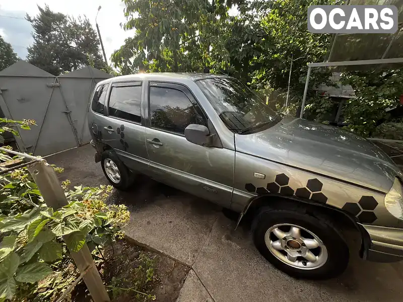 Позашляховик / Кросовер Chevrolet Niva 2006 1.7 л. Ручна / Механіка обл. Донецька, Дружківка - Фото 1/12