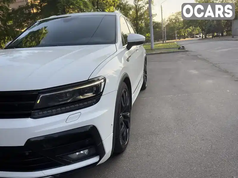 Позашляховик / Кросовер Volkswagen Tiguan 2017 1.98 л. Автомат обл. Миколаївська, Миколаїв - Фото 1/21