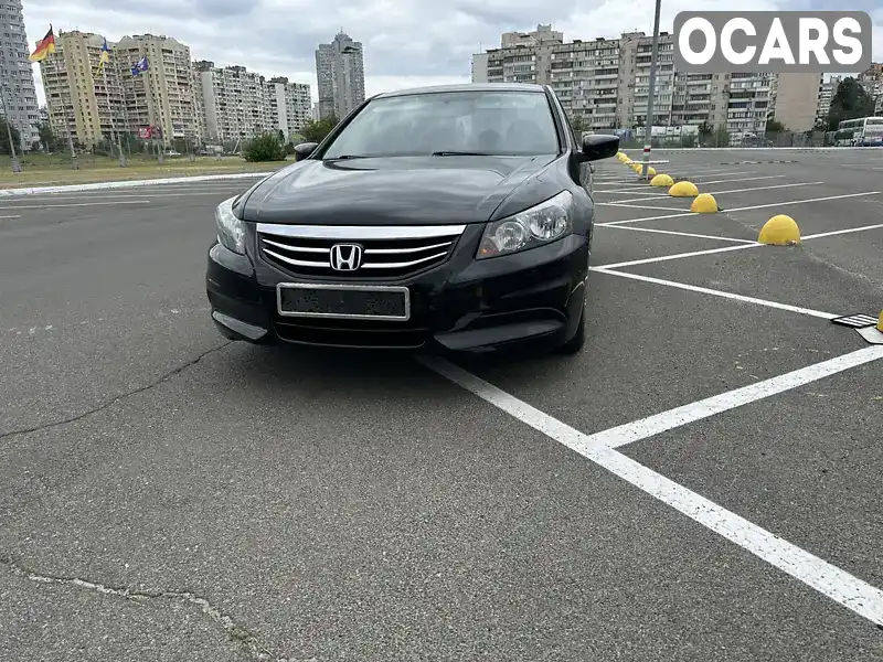 Седан Honda Accord 2012 2.4 л. Автомат обл. Киевская, Киев - Фото 1/14