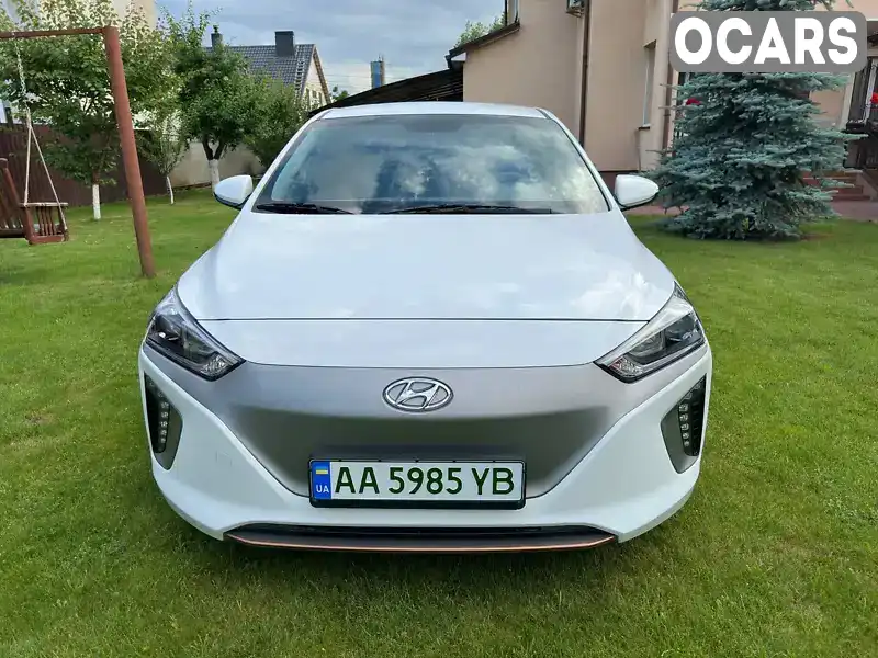 Хетчбек Hyundai Ioniq 2017 null_content л. обл. Київська, Київ - Фото 1/21