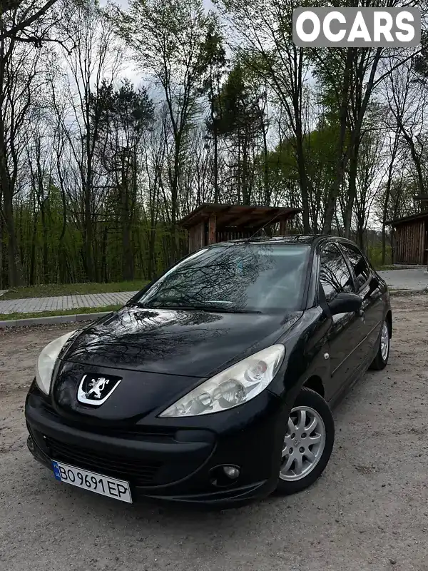 Хетчбек Peugeot 206 2010 1.4 л. Ручна / Механіка обл. Тернопільська, Тернопіль - Фото 1/8