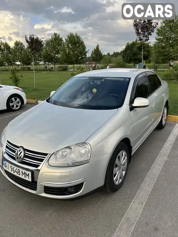 Седан Volkswagen Jetta 2010 1.6 л. Ручная / Механика обл. Киевская, Ирпень - Фото 1/15