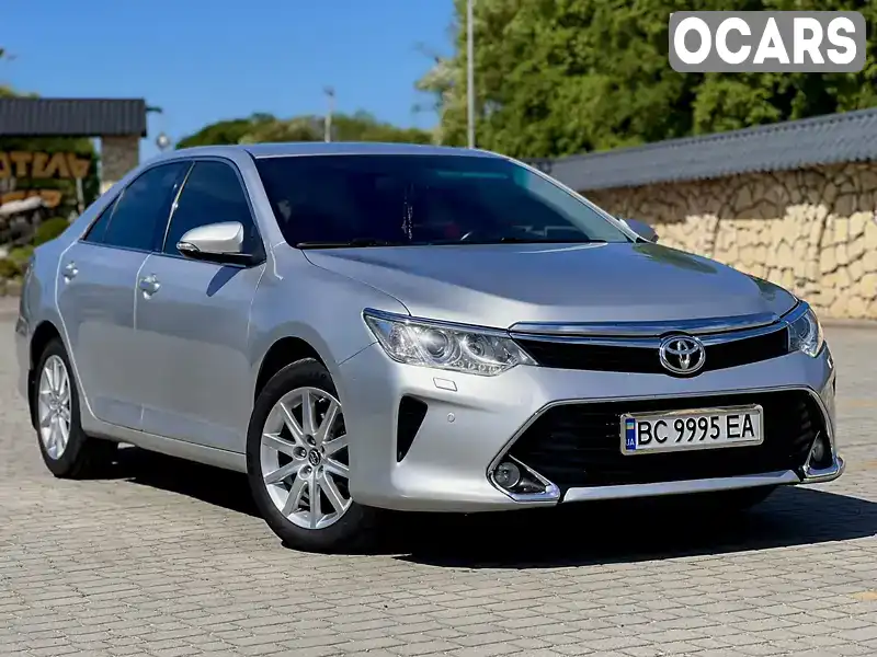 Седан Toyota Camry 2017 2.49 л. Автомат обл. Львівська, Львів - Фото 1/21