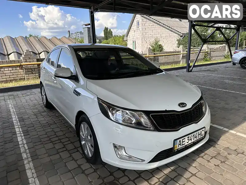 Седан Kia Rio 2012 1.6 л. Автомат обл. Днепропетровская, Днепр (Днепропетровск) - Фото 1/15