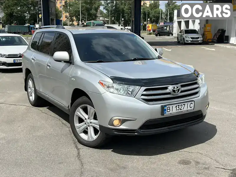 Позашляховик / Кросовер Toyota Highlander 2011 3.46 л. Автомат обл. Київська, Київ - Фото 1/21