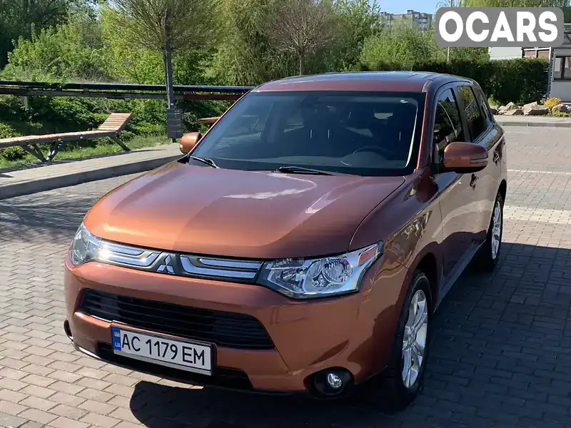 Позашляховик / Кросовер Mitsubishi Outlander 2013 2.36 л. Варіатор обл. Волинська, Луцьк - Фото 1/21