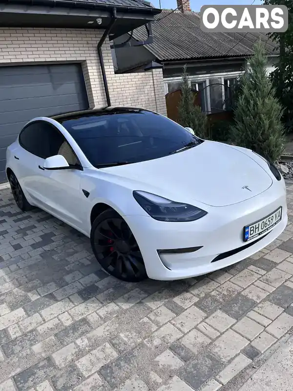 Седан Tesla Model 3 2023 null_content л. Автомат обл. Одесская, Измаил - Фото 1/16