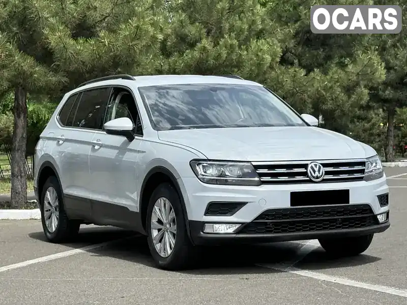 Внедорожник / Кроссовер Volkswagen Tiguan 2018 1.98 л. Автомат обл. Одесская, Одесса - Фото 1/21