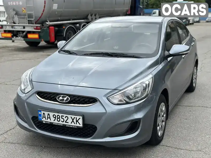 Седан Hyundai Accent 2019 1.37 л. Ручна / Механіка обл. Київська, Київ - Фото 1/13