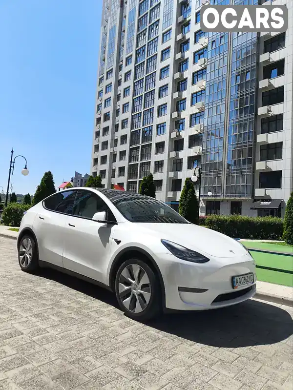 Внедорожник / Кроссовер Tesla Model Y 2020 null_content л. Автомат обл. Киевская, Киев - Фото 1/21