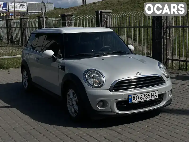 Хэтчбек MINI Clubman 2013 1.6 л. Ручная / Механика обл. Закарпатская, Мукачево - Фото 1/21