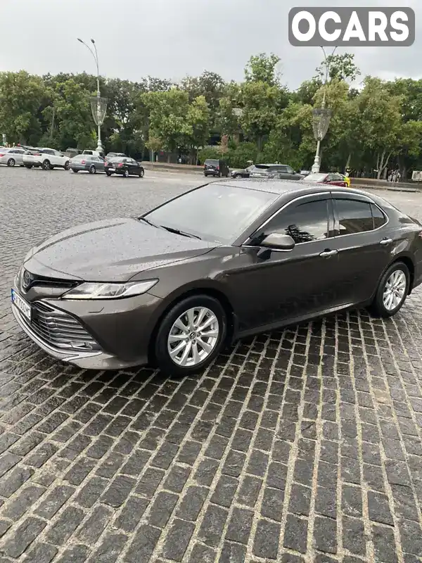 Седан Toyota Camry 2018 2.49 л. Типтроник обл. Харьковская, Харьков - Фото 1/19