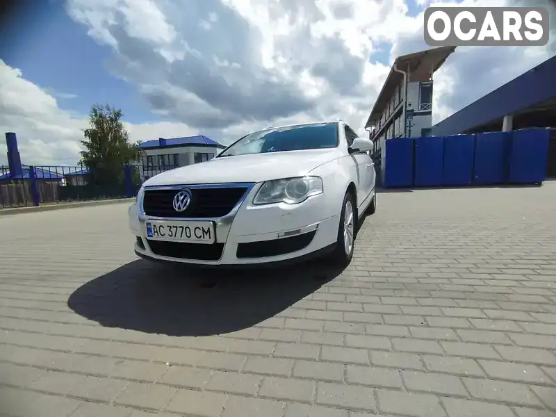 Универсал Volkswagen Passat 2010 1.6 л. Ручная / Механика обл. Волынская, Ковель - Фото 1/13