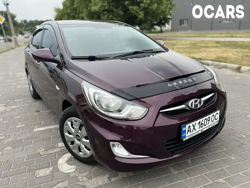 Седан Hyundai Accent 2013 1.4 л. Автомат обл. Харьковская, Харьков - Фото 1/18