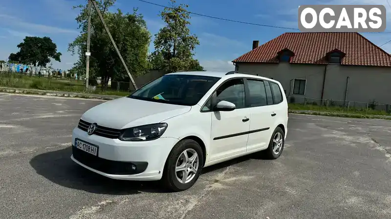 Минивэн Volkswagen Touran 2014 1.6 л. Ручная / Механика обл. Волынская, Шацк - Фото 1/21