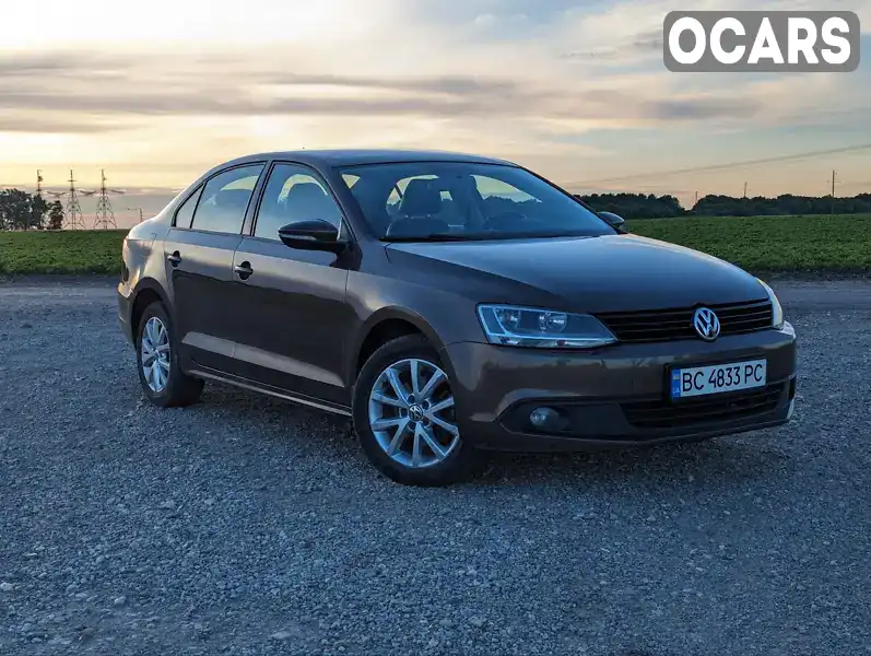 Седан Volkswagen Jetta 2012 1.4 л. Автомат обл. Тернопольская, Тернополь - Фото 1/19