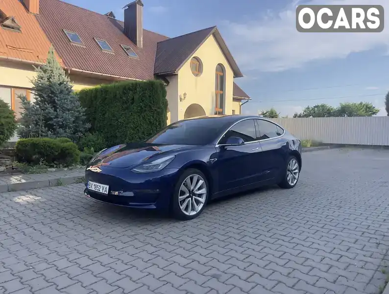Седан Tesla Model 3 2018 null_content л. обл. Хмельницька, Хмельницький - Фото 1/13