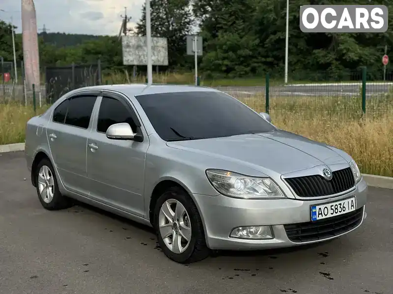 Ліфтбек Skoda Octavia 2011 2 л. Ручна / Механіка обл. Закарпатська, Мукачево - Фото 1/19