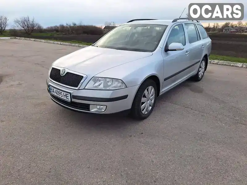 Универсал Skoda Octavia 2008 1.6 л. Ручная / Механика обл. Киевская, Киев - Фото 1/18