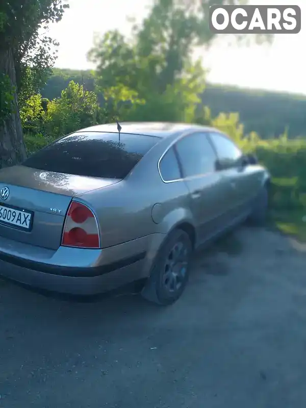 Седан Volkswagen Passat 2001 1.8 л. Ручная / Механика обл. Хмельницкая, Каменец-Подольский - Фото 1/21