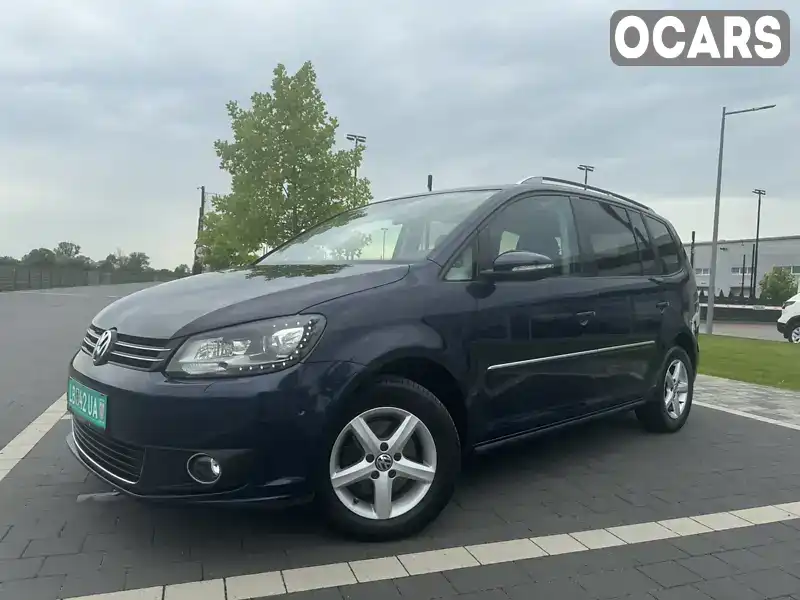 Мінівен Volkswagen Touran 2013 1.6 л. Ручна / Механіка обл. Закарпатська, Мукачево - Фото 1/21