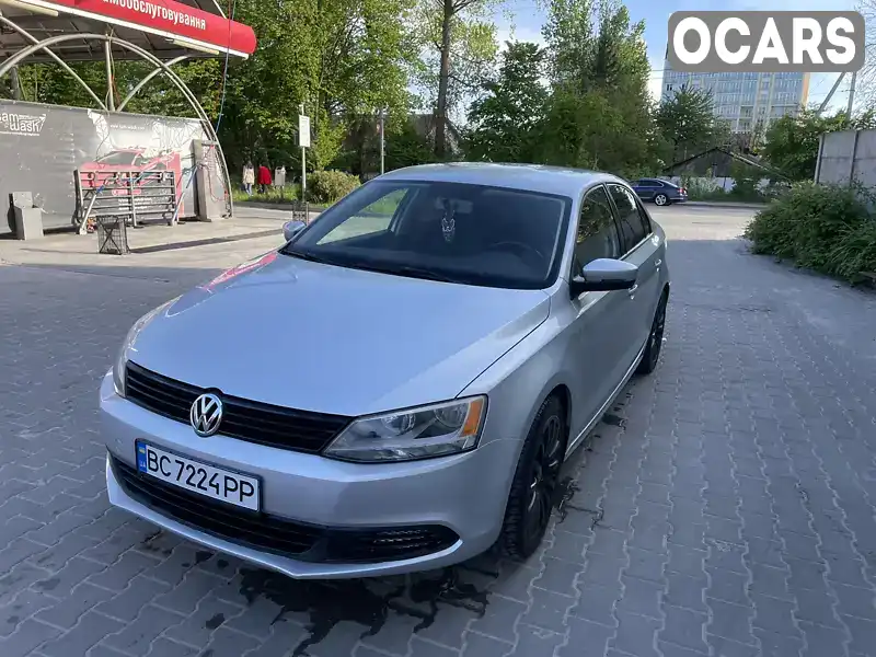 Седан Volkswagen Jetta 2011 1.98 л. Ручна / Механіка обл. Львівська, Львів - Фото 1/17