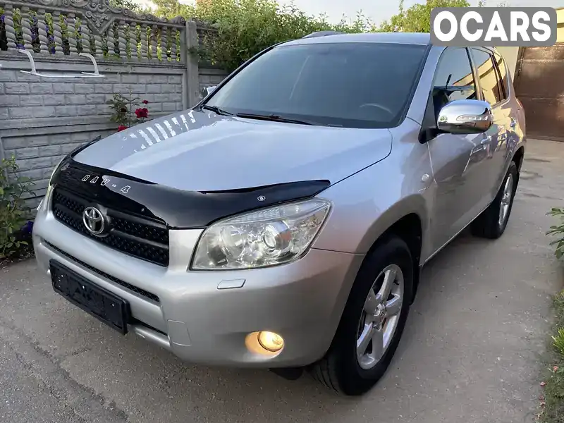 Внедорожник / Кроссовер Toyota RAV4 2006 2 л. Автомат обл. Полтавская, Полтава - Фото 1/17