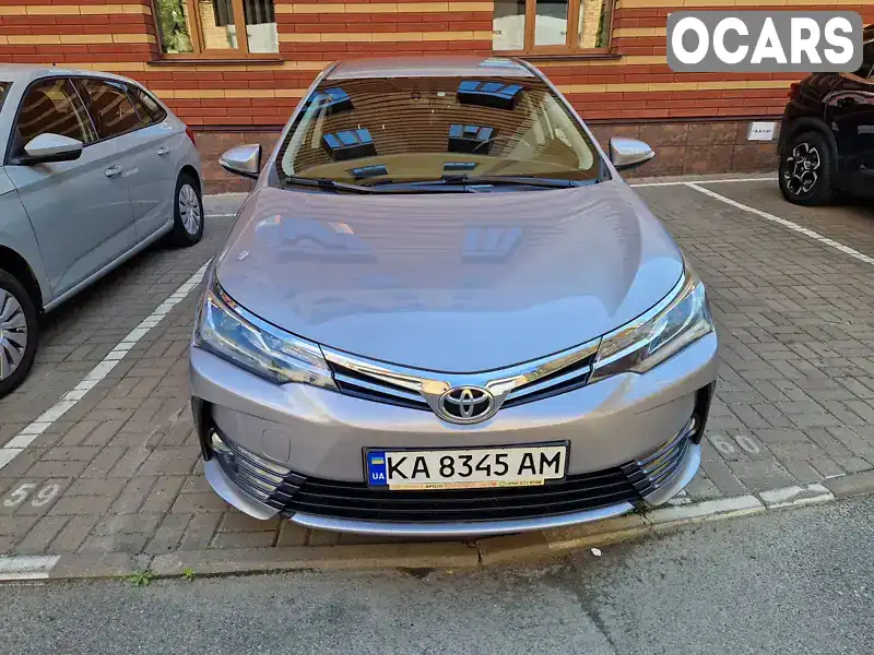 Седан Toyota Corolla 2017 1.6 л. Вариатор обл. Киевская, Киев - Фото 1/19