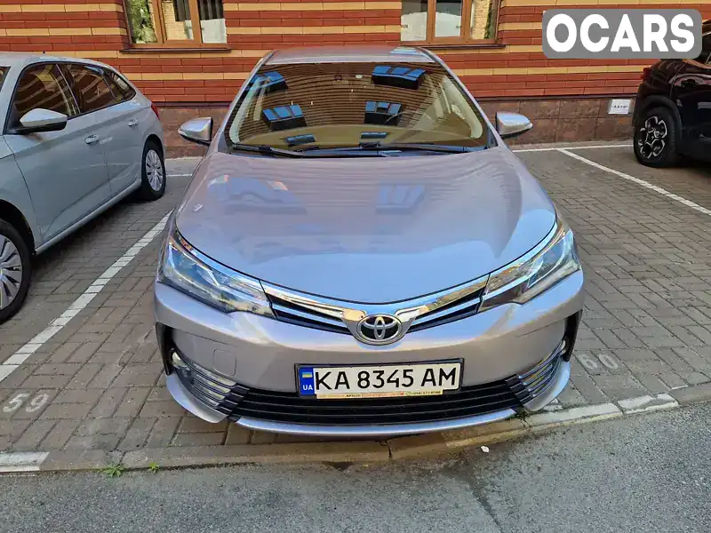 Седан Toyota Corolla 2017 1.6 л. Варіатор обл. Київська, Київ - Фото 1/19