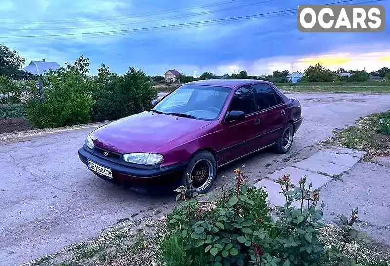 Седан Hyundai Lantra 1994 1.6 л. Ручна / Механіка обл. Миколаївська, Миколаїв - Фото 1/6