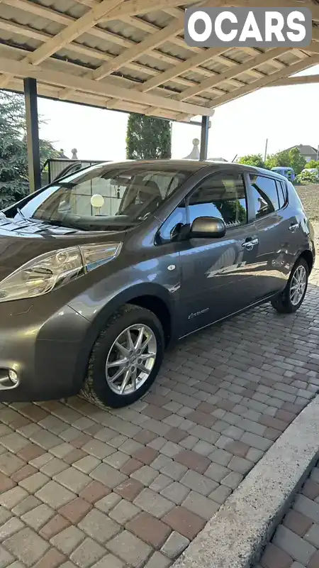 Хетчбек Nissan Leaf 2015 null_content л. обл. Чернівецька, Чернівці - Фото 1/15