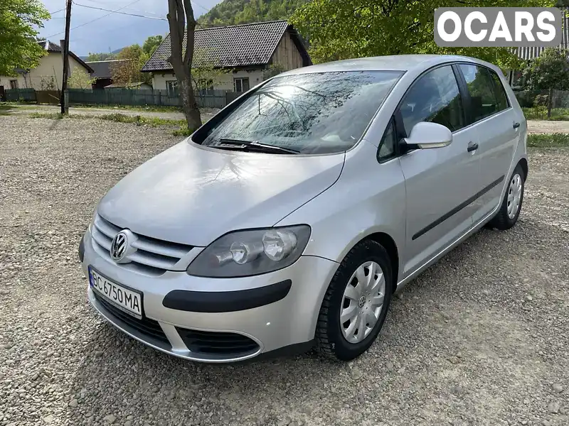 Хэтчбек Volkswagen Golf 2004 1.39 л. Ручная / Механика обл. Ивано-Франковская, Долина - Фото 1/21