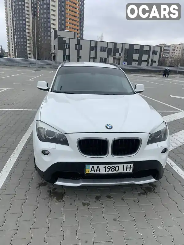 Внедорожник / Кроссовер BMW X1 2012 2 л. Автомат обл. Киевская, Киев - Фото 1/10