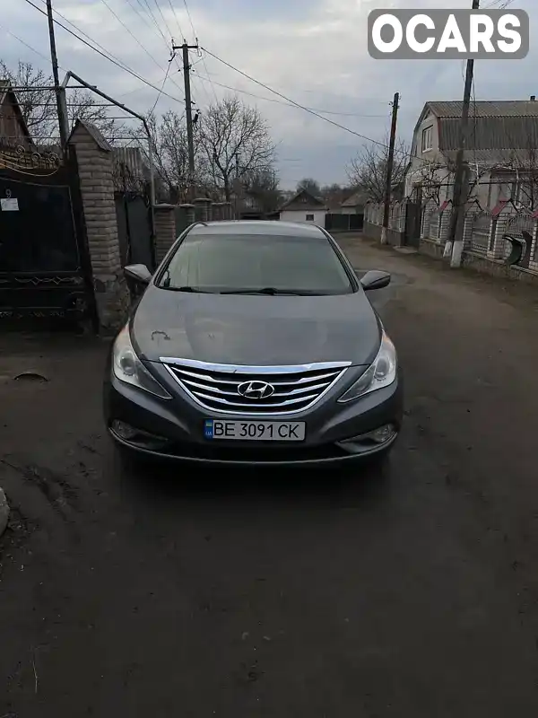 Седан Hyundai Sonata 2013 2.36 л. Автомат обл. Николаевская, Кривоеозеро - Фото 1/16