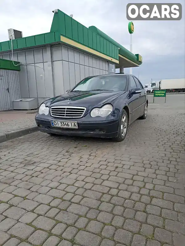 Седан Mercedes-Benz C-Class 2001 2 л. Ручна / Механіка обл. Рівненська, Дубно - Фото 1/11