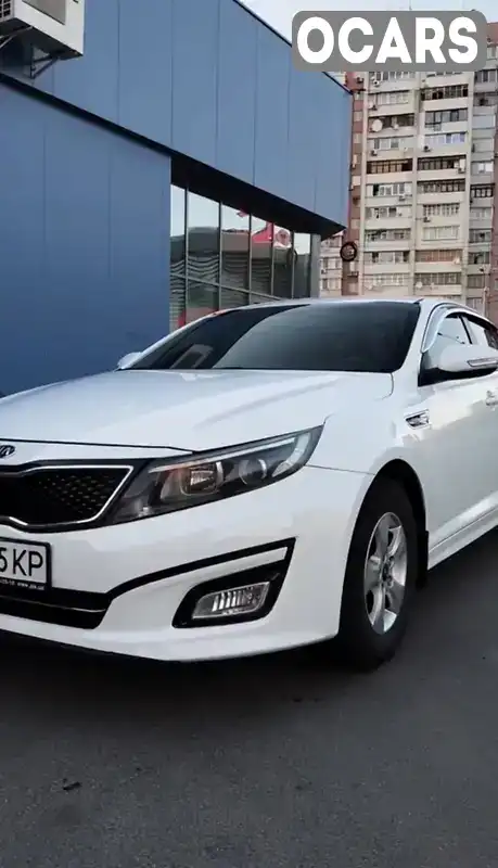 Седан Kia K5 2015 2 л. Автомат обл. Киевская, Киев - Фото 1/7