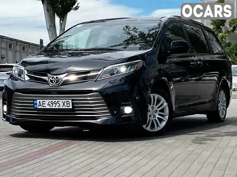 Мінівен Toyota Sienna 2017 3.46 л. Автомат обл. Дніпропетровська, Дніпро (Дніпропетровськ) - Фото 1/21