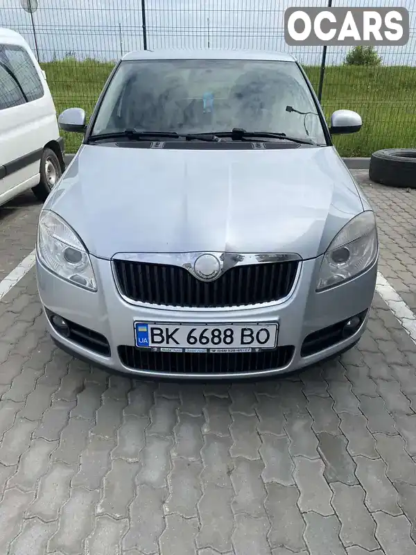 Хэтчбек Skoda Fabia 2009 1.39 л. Ручная / Механика обл. Ровенская, Здолбунов - Фото 1/13