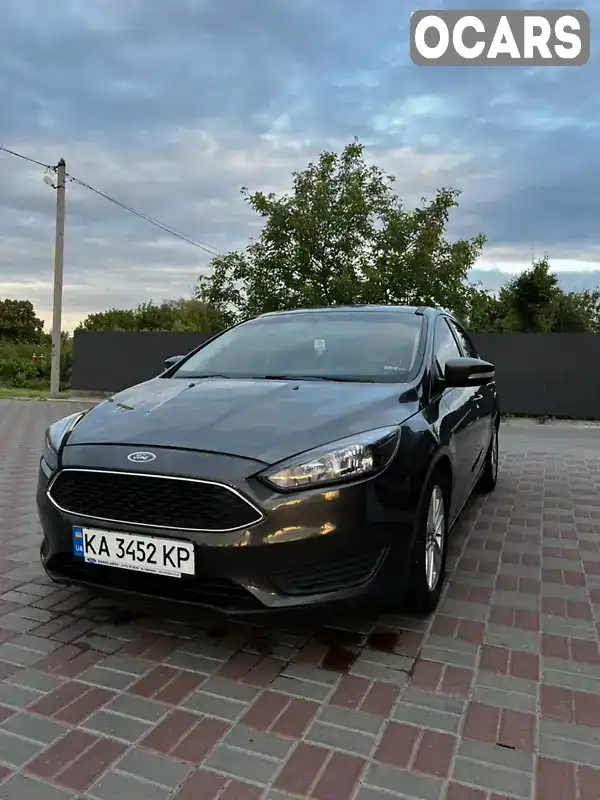 Седан Ford Focus 2015 2 л. Робот обл. Киевская, Переяслав - Фото 1/21