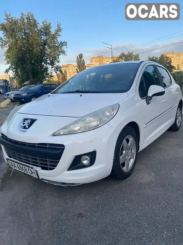 Хэтчбек Peugeot 207 2010 1.36 л. Робот обл. Киевская, Киев - Фото 1/11