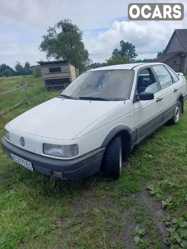 Седан Volkswagen Passat 1988 1.8 л. Ручная / Механика обл. Волынская, Ковель - Фото 1/10