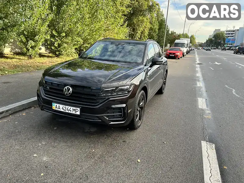 Позашляховик / Кросовер Volkswagen Touareg 2022 2.97 л. Автомат обл. Київська, Київ - Фото 1/11