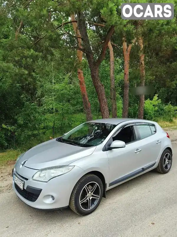 Хэтчбек Renault Megane 2010 1.6 л. Ручная / Механика обл. Киевская, Киев - Фото 1/21